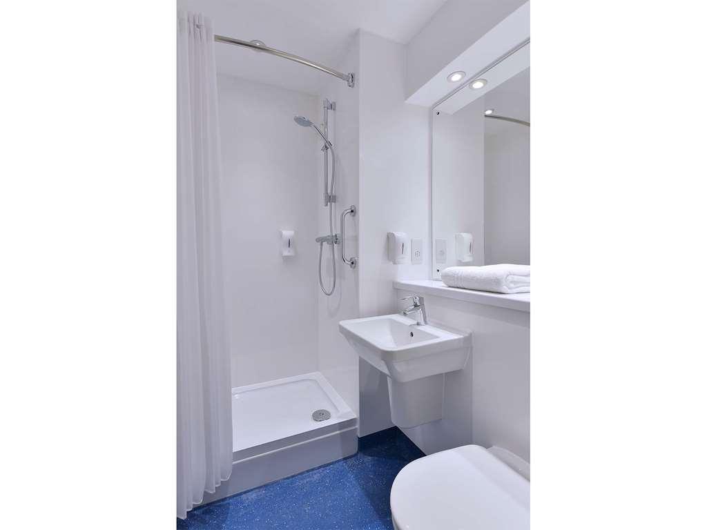 Travelodge Barnsley Værelse billede