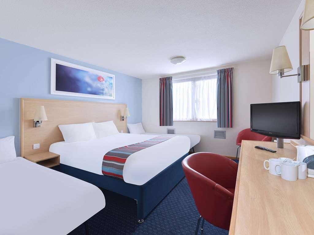 Travelodge Barnsley Værelse billede